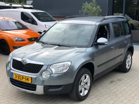 Skoda Yeti 1.2 TSI Active Plus NIEUWSTAAT NAVI L.M. VELGEN ELEKTR PAKKET NWE APK