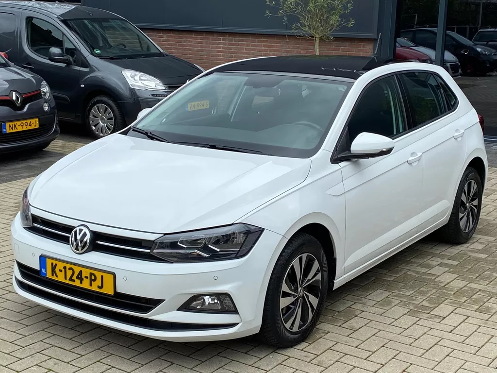 Volkswagen Polo 1.6 TDI Business NIEUWSTAAT NAVI LED CRUISE PDC APPLE CARPLAY